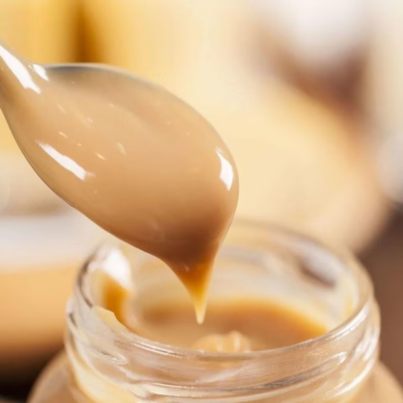 Salsa de caramelo con miel que no cristaliza