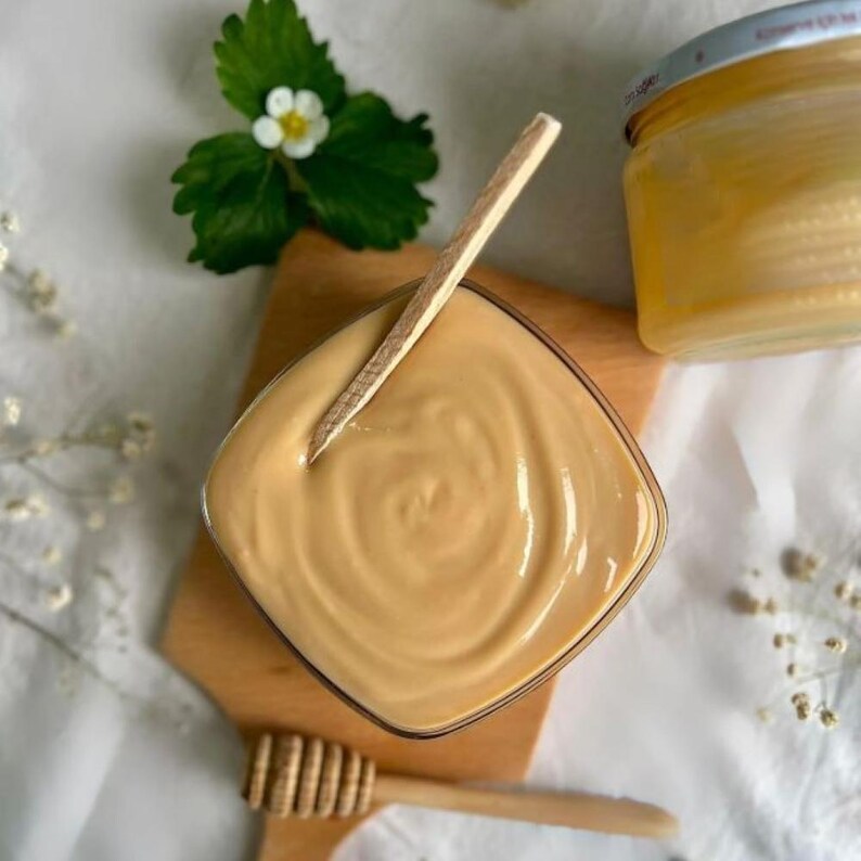 Miel cremada en casa: el método del cristal iniciador